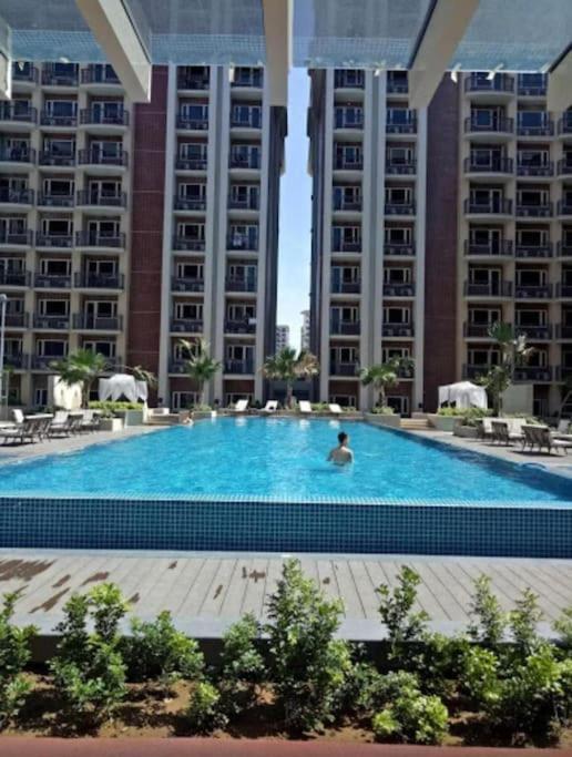 Monarch Parksuites - Balmoral Place Paranaque City Exteriér fotografie
