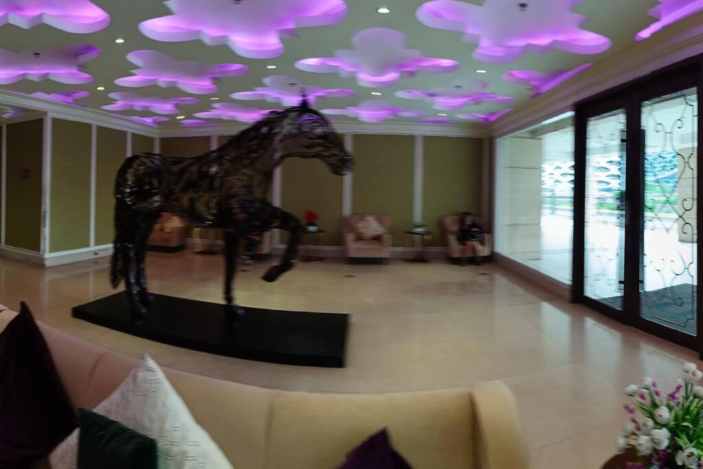 Monarch Parksuites - Balmoral Place Paranaque City Exteriér fotografie